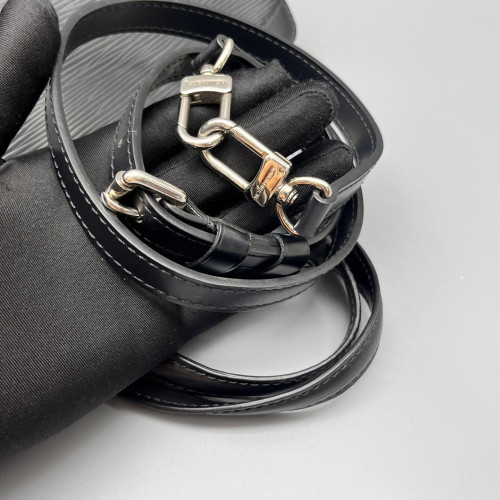 Louis Vuitton Brea MM Epi Black