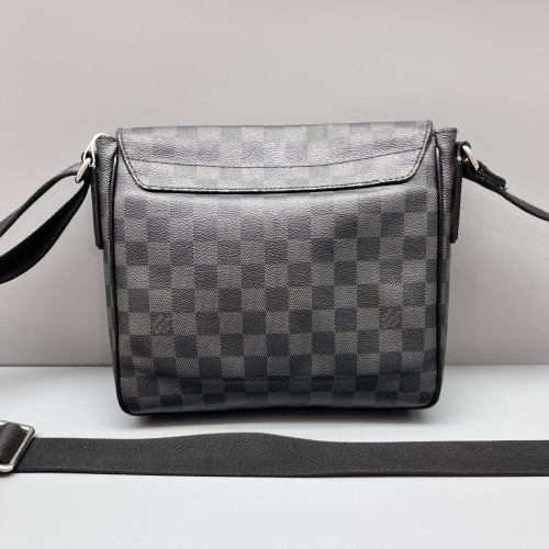 Louis Vuitton District Messenger Bag PM Damier Graphite Black