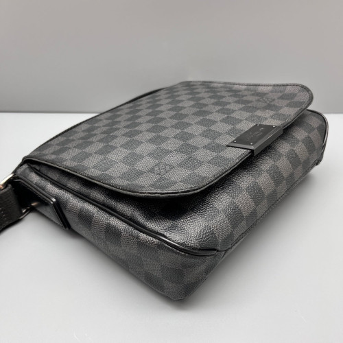 Louis Vuitton District Messenger Bag PM Damier Graphite Black