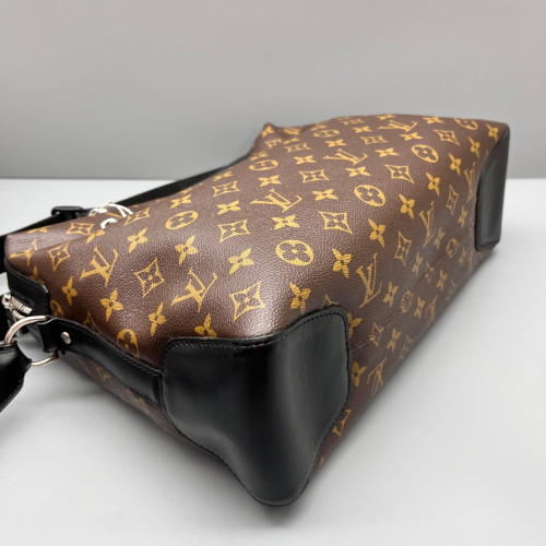 Louis Vuitton Messenger Monogram Brown