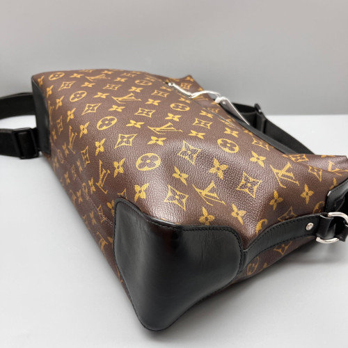 Louis Vuitton Messenger Monogram Brown