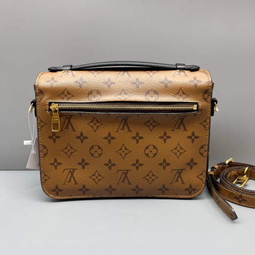 Louis Vuitton Pochette Metis Monogram Brown