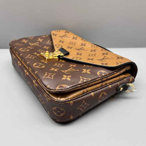 Louis Vuitton Pochette Metis Monogram Brown
