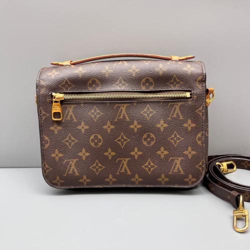 Louis Vuitton Pochette Metis Monogram Brown