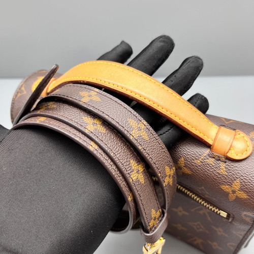 Louis Vuitton Pochette Metis Monogram Brown
