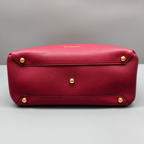 Burberry Medium Banner Tote Grained Calfskin House Check Red Khaki Black