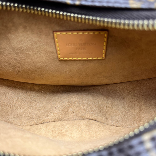 Louis Vuitton Loop Monogram Brown Louis Vuitton Loop Monogram Brown