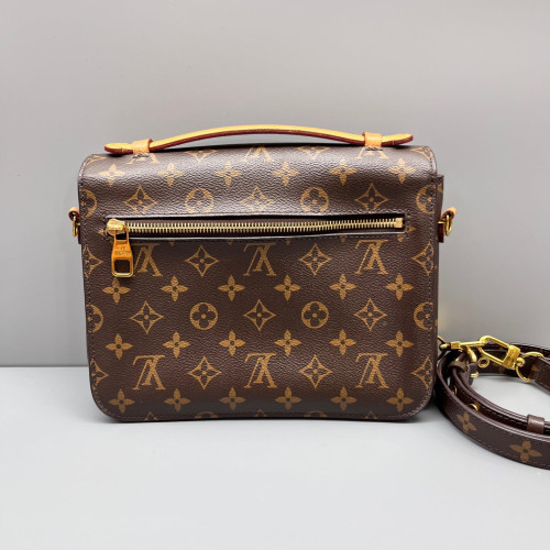 Louis Vuitton Pochette Metis Monogram Brown