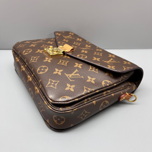 Louis Vuitton Pochette Metis Monogram Brown