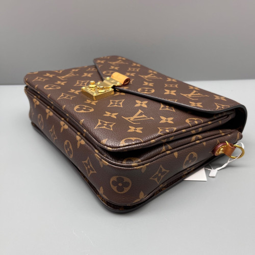 Louis Vuitton Pochette Metis Monogram Brown