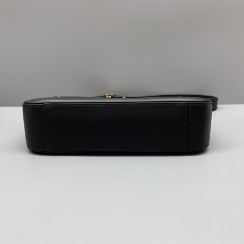 Yves Saint Laurent LE 5 A 7 Hobo Calfskin Black