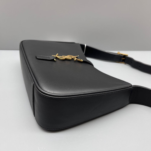 Yves Saint Laurent LE 5 A 7 Hobo Calfskin Black