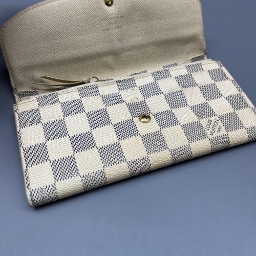 Louis Vuitton Emilie Wallet Damier Azur White