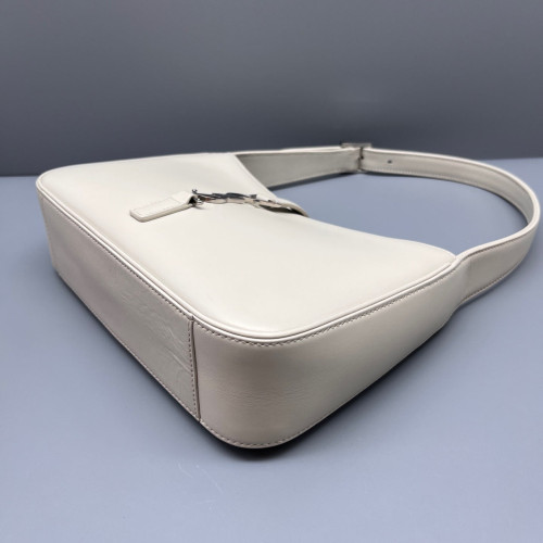 Yves Saint Laurent LE 5 A 7 Hobo Calfskin White