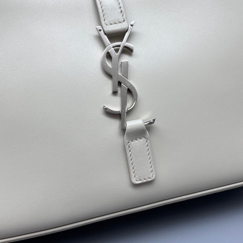 Yves Saint Laurent LE 5 A 7 Hobo Calfskin White