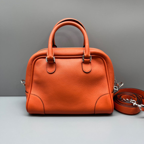 Loewe Amazona 23 Calfskin Orange Loewe Amazona 23 Calfskin Orange