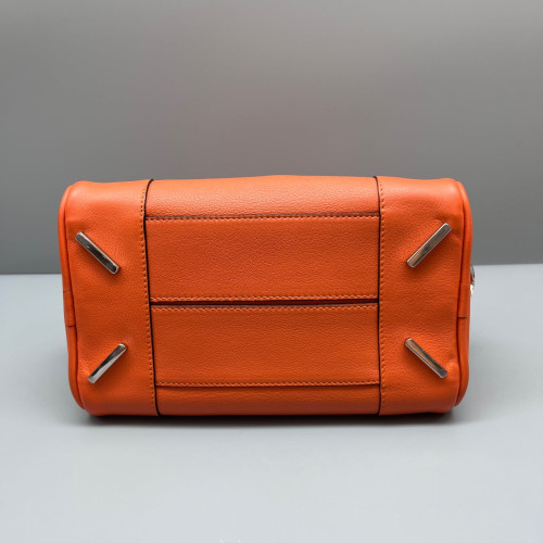 Loewe Amazona 23 Calfskin Orange Loewe Amazona 23 Calfskin Orange