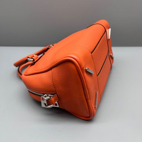 Loewe Amazona 23 Calfskin Orange Loewe Amazona 23 Calfskin Orange