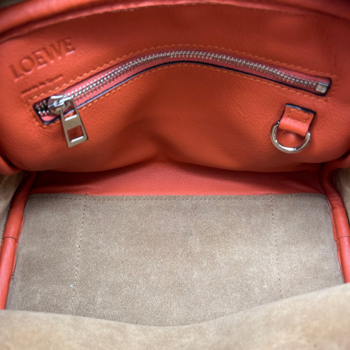 Loewe Amazona 23 Calfskin Orange Loewe Amazona 23 Calfskin Orange