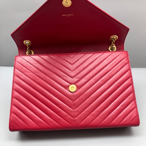 Yves Saint Laurent Large Envelope Chain Wallet Calfskin Red Yves Saint Laurent Large Envelope Chain Wallet Calfskin Red