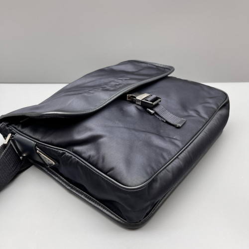 Prada Messenger Nylon Cuir Dark Blue