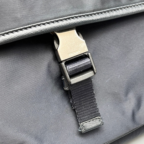 Prada Messenger Nylon Cuir Dark Blue