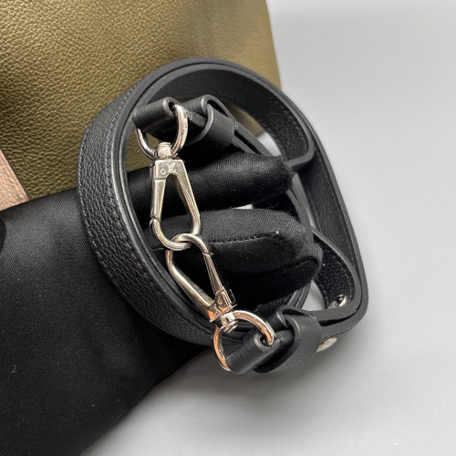 Louis Vuitton Lockme Bucket Calfskin Green