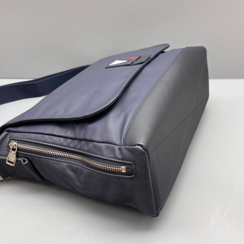 Louis Vuitton Messenger Nylon Dark Blue