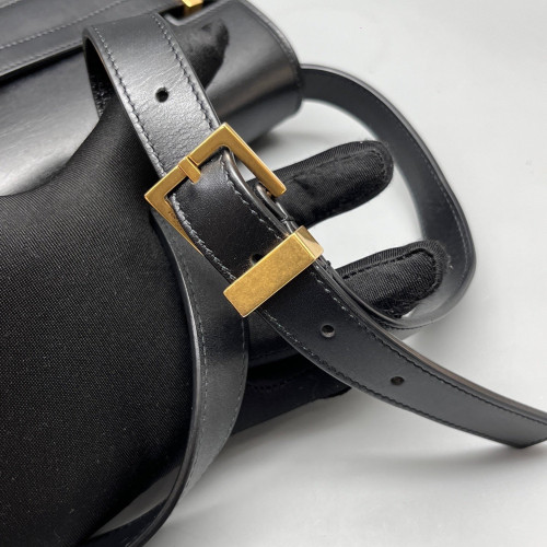 Yves Saint Laurent Medium Manhattan Shoulder Bag Smooth Calfskin Black Yves Saint Laurent Medium Manhattan Shoulder Bag Smooth Calfskin Black
