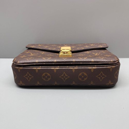 Louis Vuitton Pochette Metis Monogram Brown