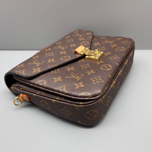 Louis Vuitton Pochette Metis Monogram Brown