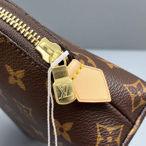 Louis Vuitton Cosmetic Pouch MM Monogram Brown