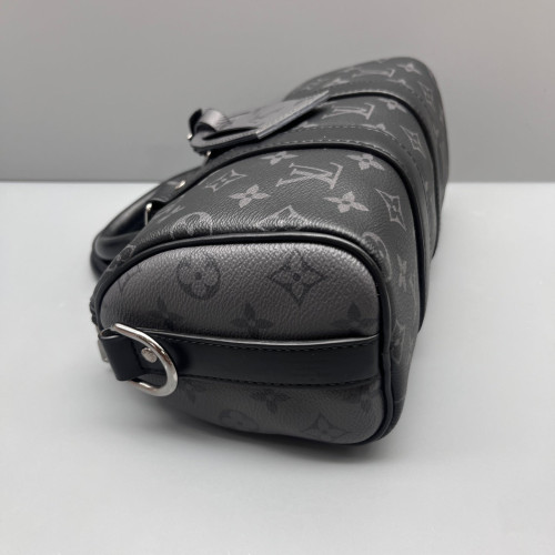 Louis Vuitton Keepall Bandouliere 25 Monogram Eclipse Black
