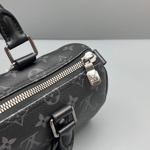 Louis Vuitton Keepall Bandouliere 25 Monogram Eclipse Black