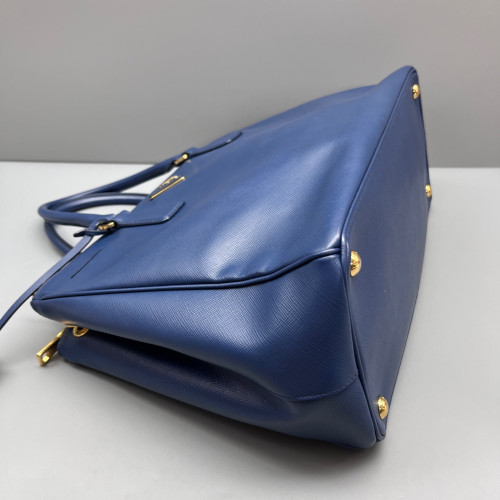 Prada Medium Galleria Double Zip Tote Saffiano Calfskin Dark Blue Prada Medium Galleria Double Zip Tote Saffiano Calfskin Dark Blue