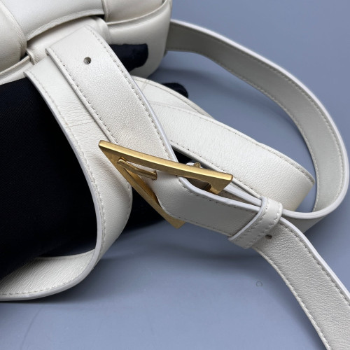 Bottega Veneta Small Padded Cassette Crossbody Bag Calfskin Intrecciato White