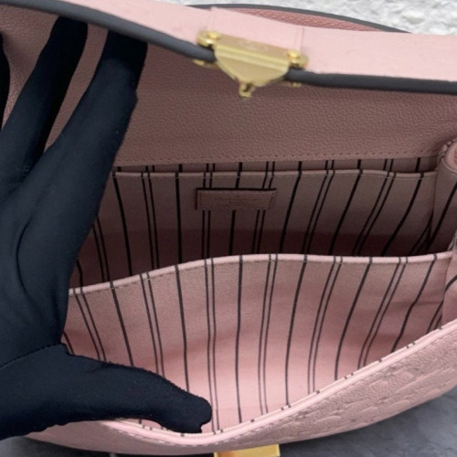 Louis Vuitton Pochette Metis Monogram Empreinte Pale Orchid