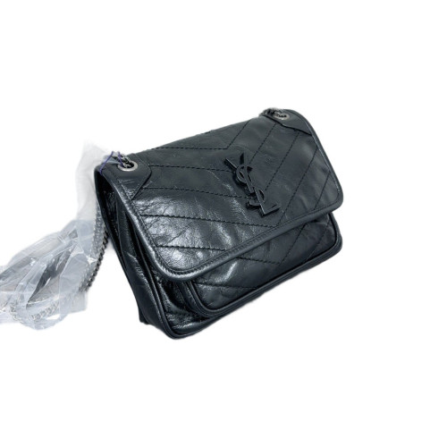 Yves Saint Laurent Baby Niki Chain Pull Up Leather Black