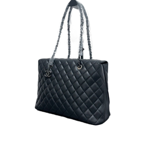 Chanel Quilted Tote Bag Grained Calfskin Black