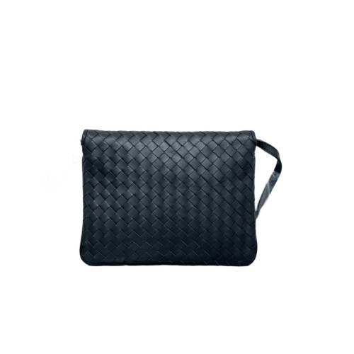 Bottega Veneta Shoulder Bag Calfskin Intrecciato Black