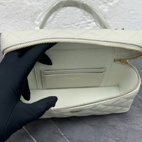Chanel Quilted Top Handle Slim Vanity With Chain Grained Calfskin Sage