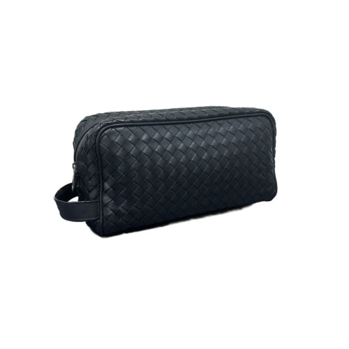 Bottega Veneta Clutch Calfskin Intrecciato Black