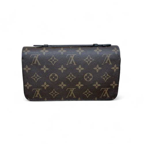 Louis Vuitton Clutch Monogram Brown