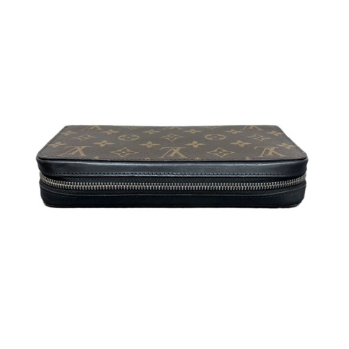 Louis Vuitton Clutch Monogram Brown