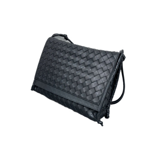 Bottega Veneta Shoulder Bag Calfskin Intrecciato Black