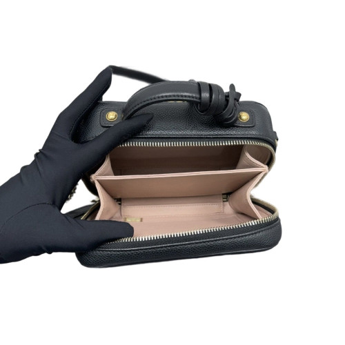 Chanel Quilted Small CC Filigree Vanity Case Grained Calfskin Black Chanel Quilted Small CC Filigree Vanity Case Grained Calfskin Black