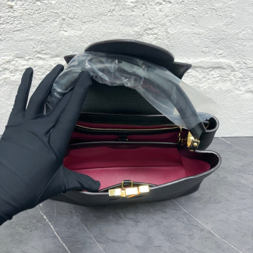 Louis Vuitton Capucines PM Calfskin Black