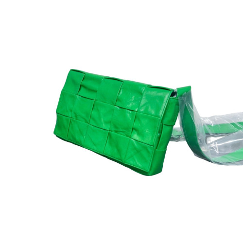 Bottega Veneta Classic Cassette Crossbody Bag Pull Up Leather Green
