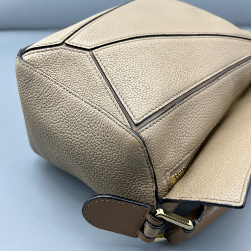 Loewe Small Puzzle Grained Calfskin Calfskin Beige Brown Loewe Small Puzzle Grained Calfskin Calfskin Beige Brown