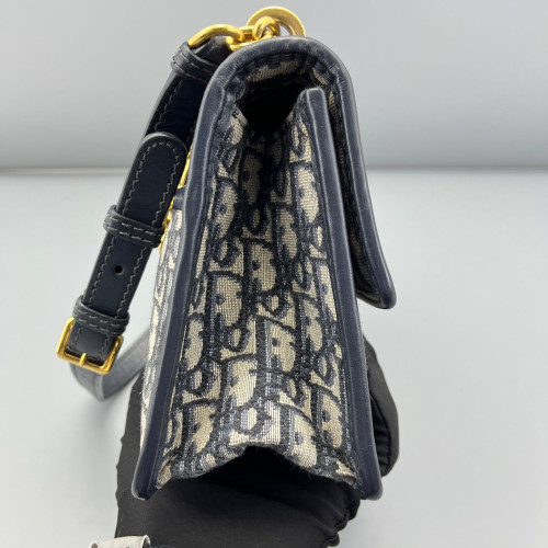 Dior 30 Montaigne Chain Flap Bag Oblique Calfskin Beige Navy